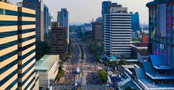 2019年三月二十九出生的双胞胎女孩如何起名字，五行属什么